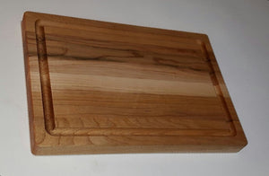 Bar size cutting board, 6" x 9" in maple